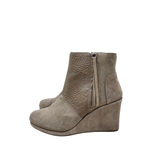 TOMS Women's Suede Croc Embossed Wedge Ankle Bootie - 10
